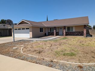 691 Wellington St, Porterville, CA 93257