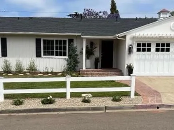 569 Savoy St, San Diego, CA 92106