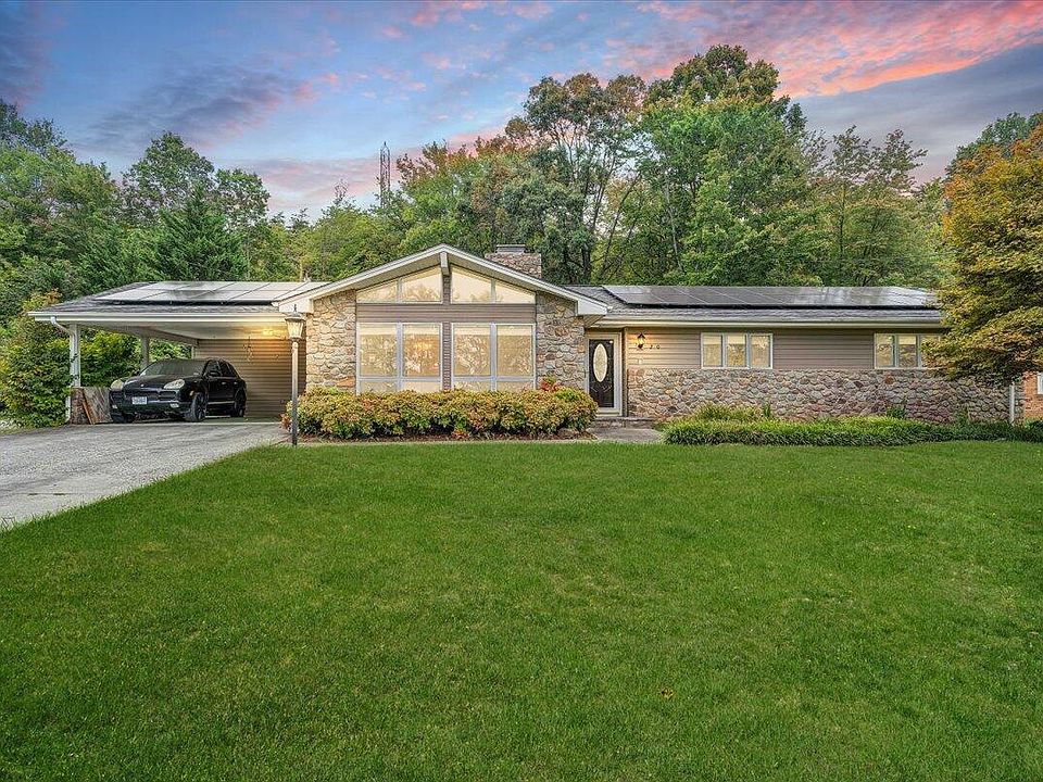 1st image of 2100 Loch Haven Dr