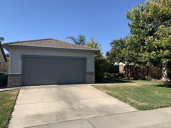 2nd image of 921 Mallard Ct
