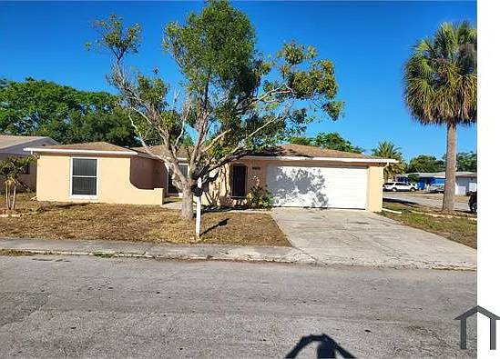 4 bed, 1694 sqft, $1,975 — Photo 1