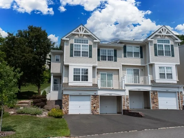 3054 King Ct, Green Brook Twp., NJ 08812