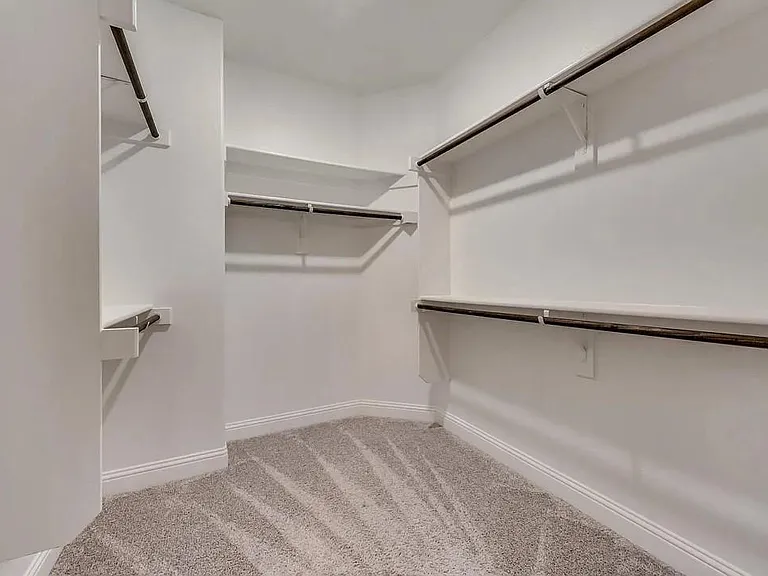 6416 Burbank Way — Photo 12