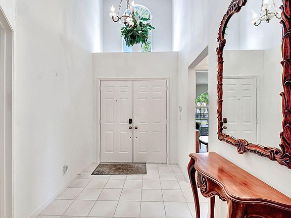 4th image of 7832 Coral Lake Drive