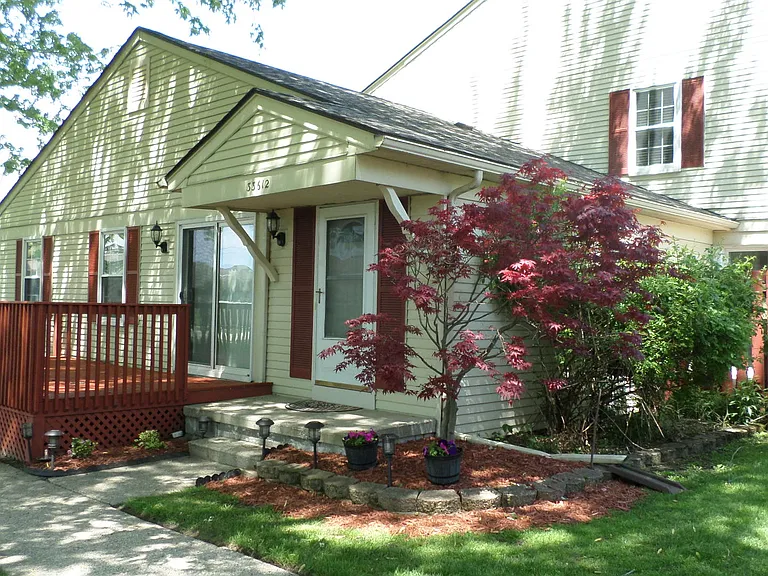 33612 Bayview Dr #77 — Photo 2