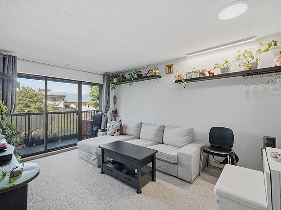 3rd image of 2120 W 2nd Ave #209