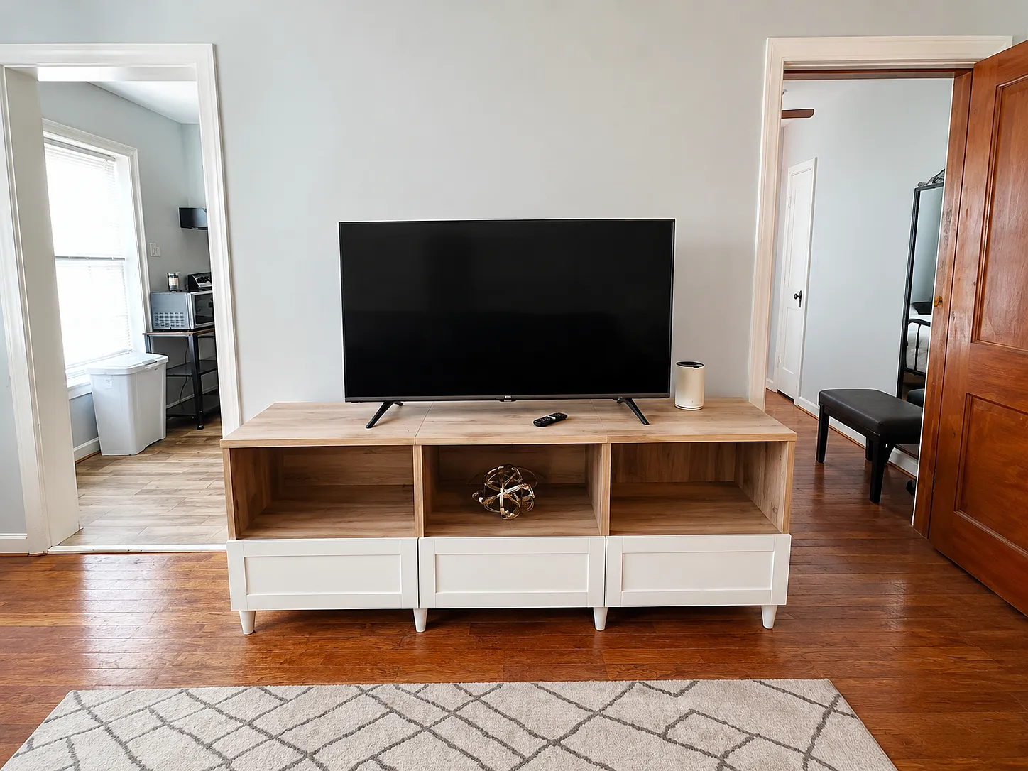 4302 Polk - Unit 8 — Photo 2