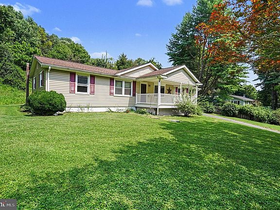 2nd image of 528 Love Run Rd