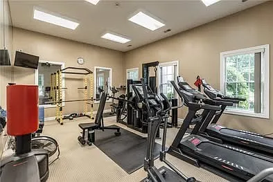 1008 Sonie Dr — Photo 33
