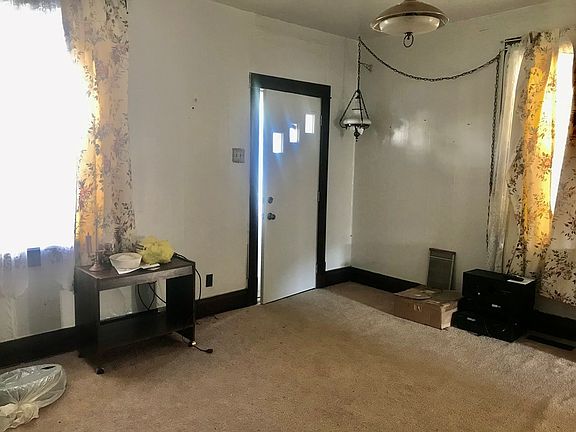 2nd image of 509 Grant St