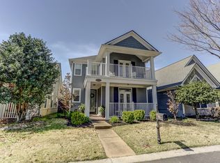 1325 Island Town Dr, Memphis, TN 38103
