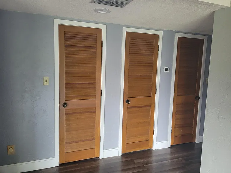 667 Olde Camelot Cir #667 — Photo 18