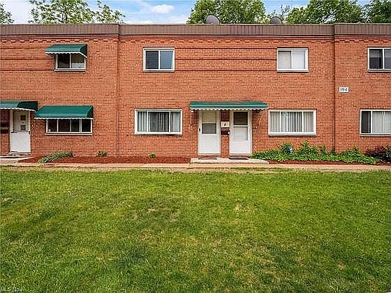 1st image of 194 Dalepark Dr APT 7