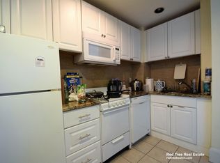 38 Hemenway St #20A, Boston, MA 02115