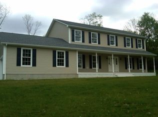 49 Maloney Rd, Poughkeepsie, NY 12603