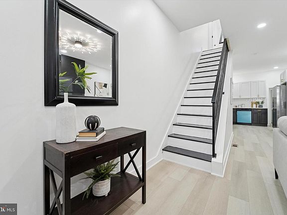 4th image of 537 N Wanamaker St