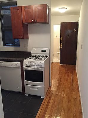 2nd image of 214 W 82nd St APT 3A