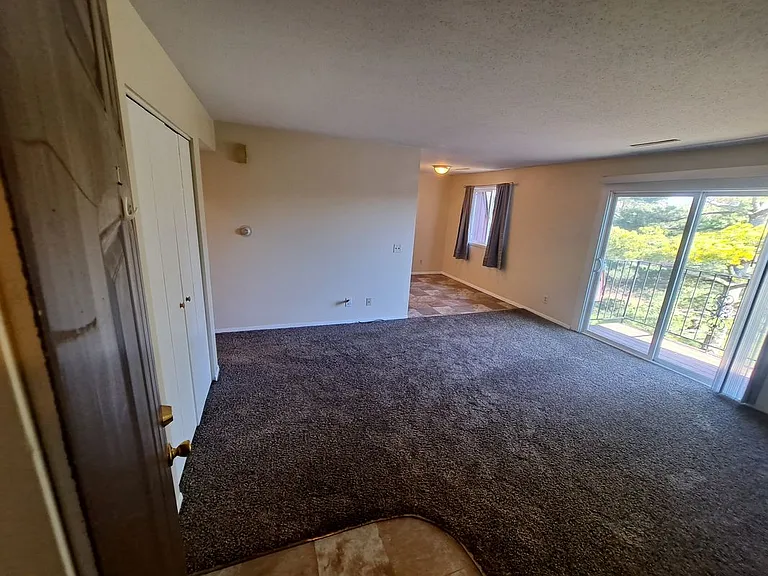 2796 Willow Dr #5 — Photo 4