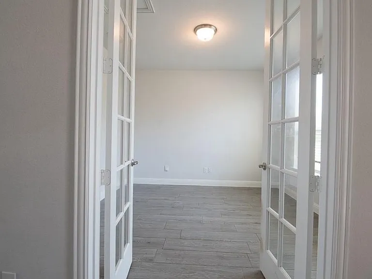1412 Anna Marie Ln — Photo 10