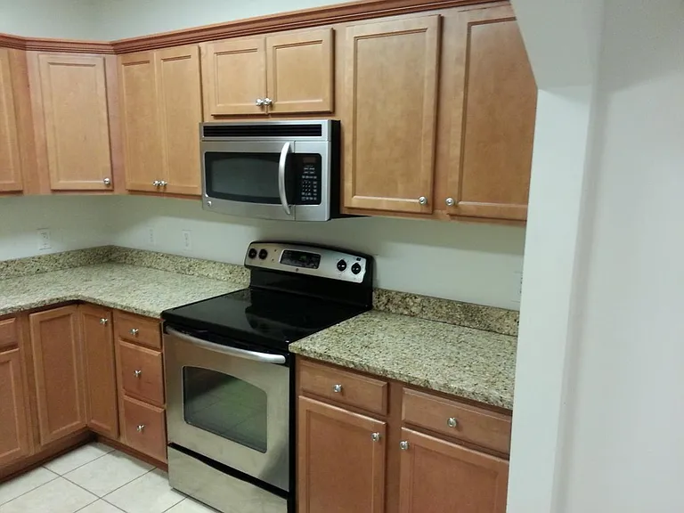 140 Villa Grande St #D — Photo 18