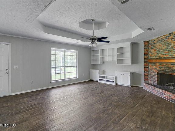 4th image of 4725 Will O Wood Blvd