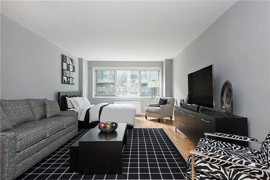 1st image of 211 E 53rd St APT 2H