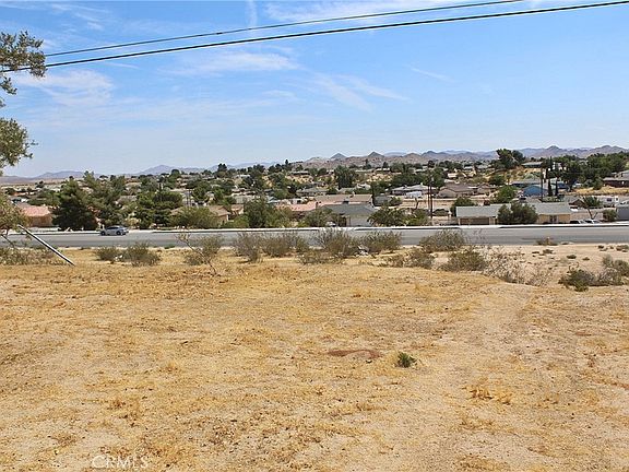 3rd image of 11 Village Dr Lot 211