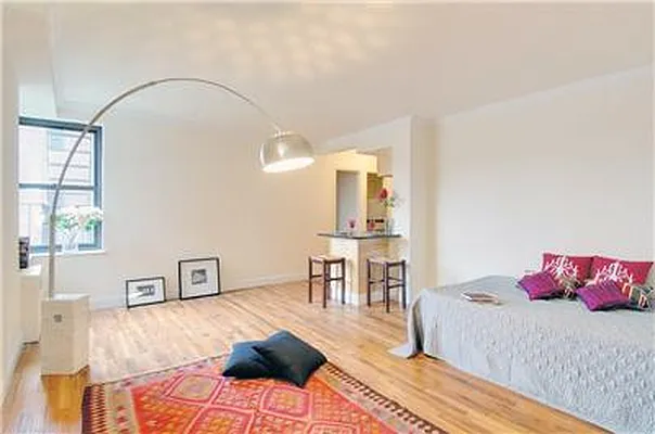 Sold by Barak Realty | media 4