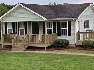 55 Zachary Dr, Talking Rock, GA 30175