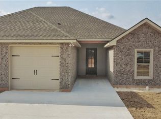 42673 Hinson Rd #B, Hammond, LA 70403