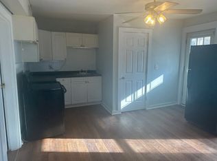 587 Lakeview Ave #2FF, Lowell, MA 01850