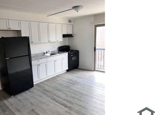 5330 E St SE #12, Washington, DC 20019