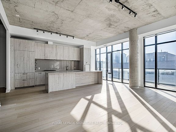 4th image of 608 Richmond St W #Penthouse 02