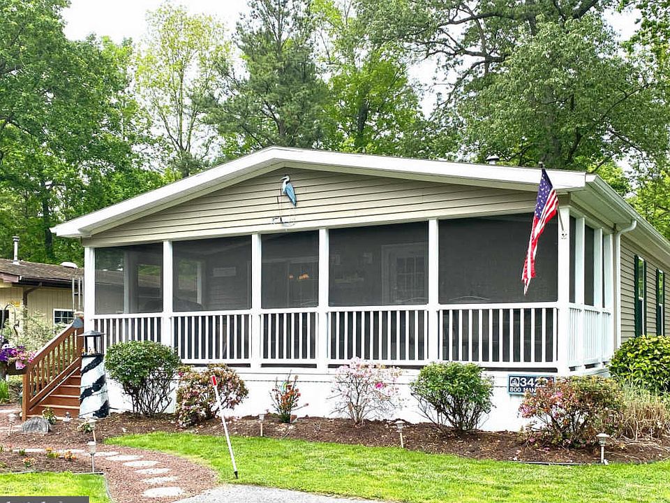 1st image of 34221 Sandy Ln