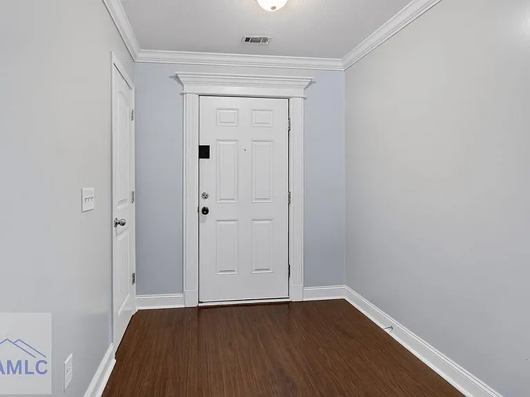 182 Grandview Dr — Photo 6
