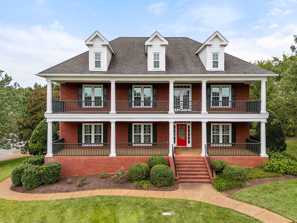 1st image of 310 Fountainbrooke Dr