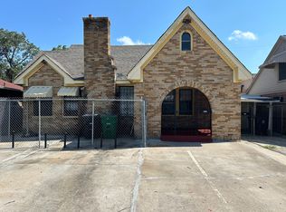 7415 Walker St, Houston, TX 77011