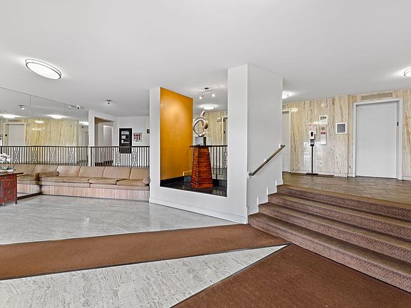 2nd image of 7033 N Kedzie Ave APT 104