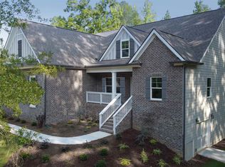 385 Beaverdam Rd, Winterville, GA 30683