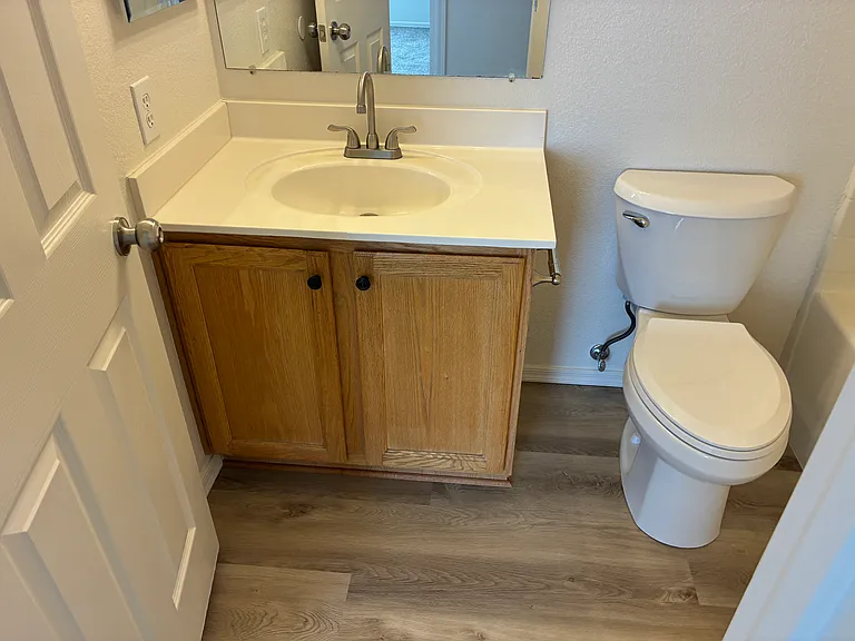 10422 W Windsor Blvd — Photo 22