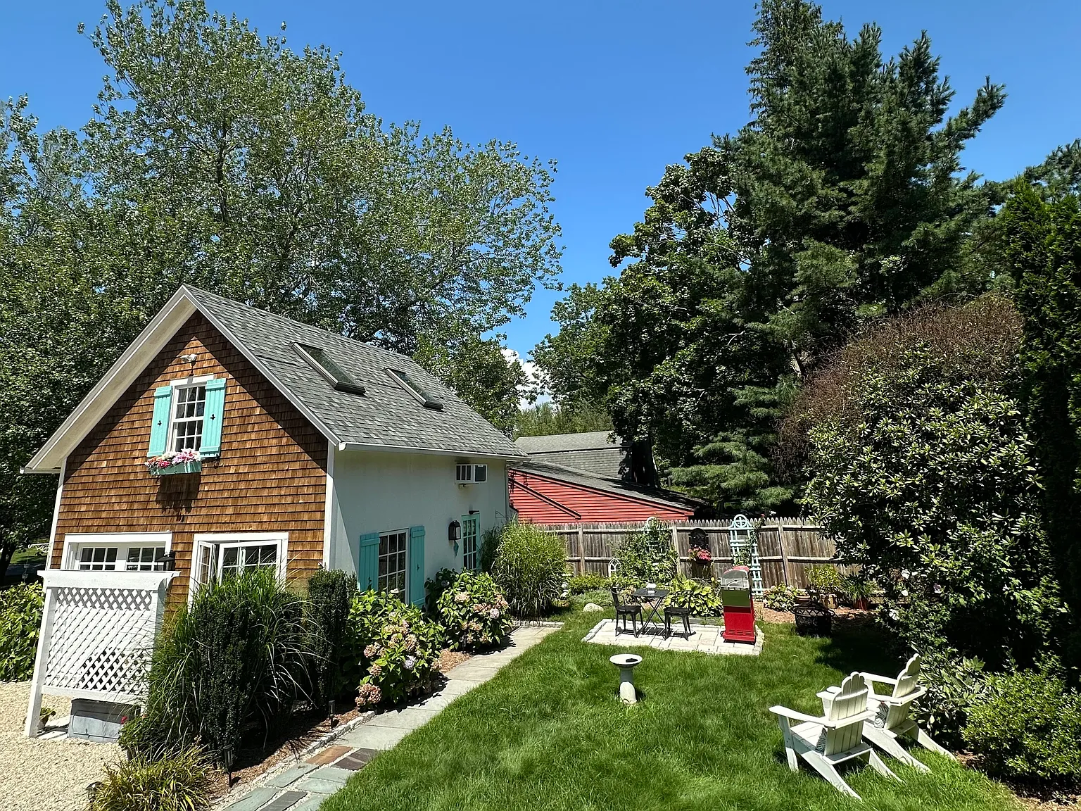 1 bed, 1.0 bath, 700 sqft, $2,600 — Photo 1