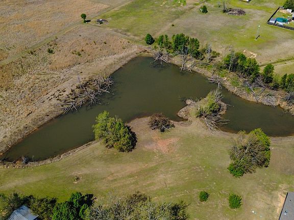 2nd image of 160 Oak Grove Rd
