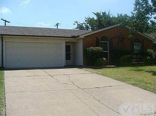 1214 Rutherford Dr, Mesquite, TX 75149