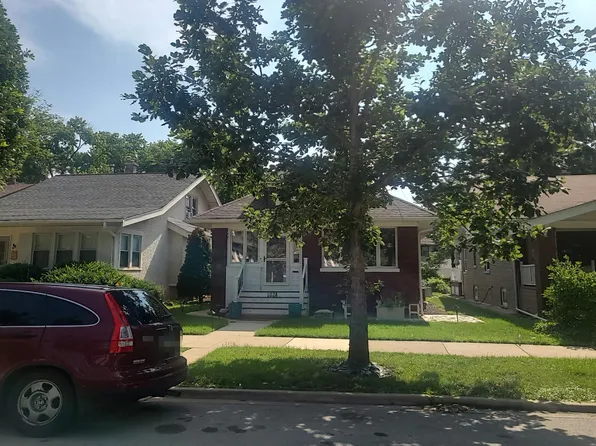 1028 Mapleton Ave, Oak Park, IL 60302