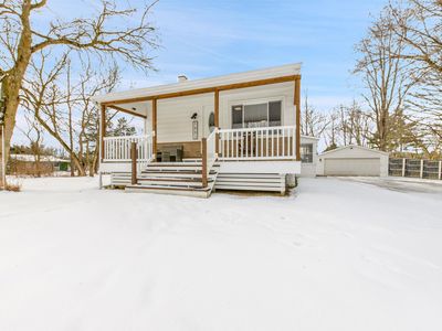 1883 Hickory Rd, Kimball, MI, 48074