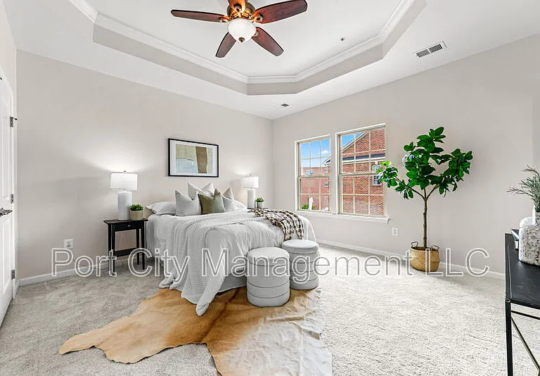 840 Oldham St #1 — Photo 8