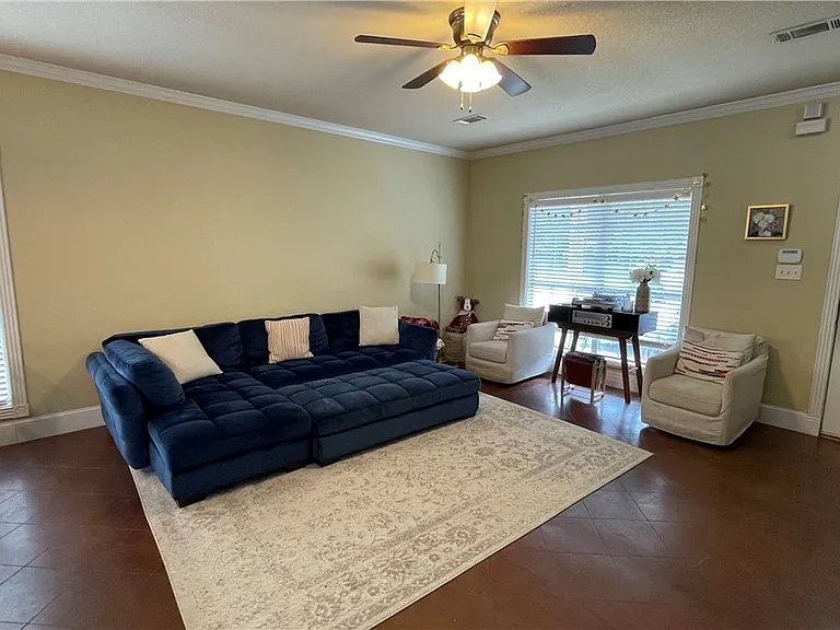 3689 Holick Ln — Photo 3