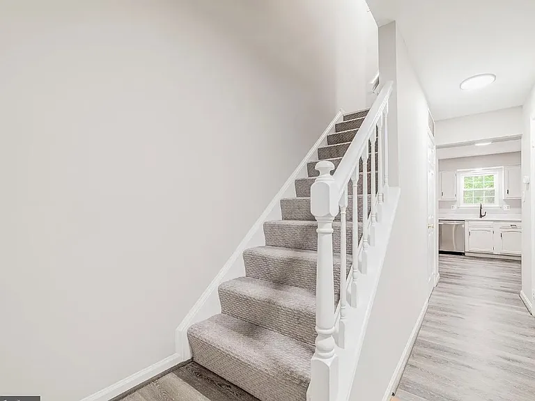 10885 Oak Green Ct — Photo 26
