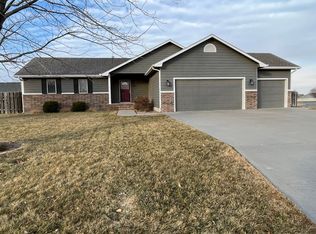 3207 Gary Ave, Dodge City, KS 67801