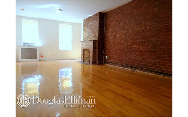 Rented by Douglas Elliman | media 14